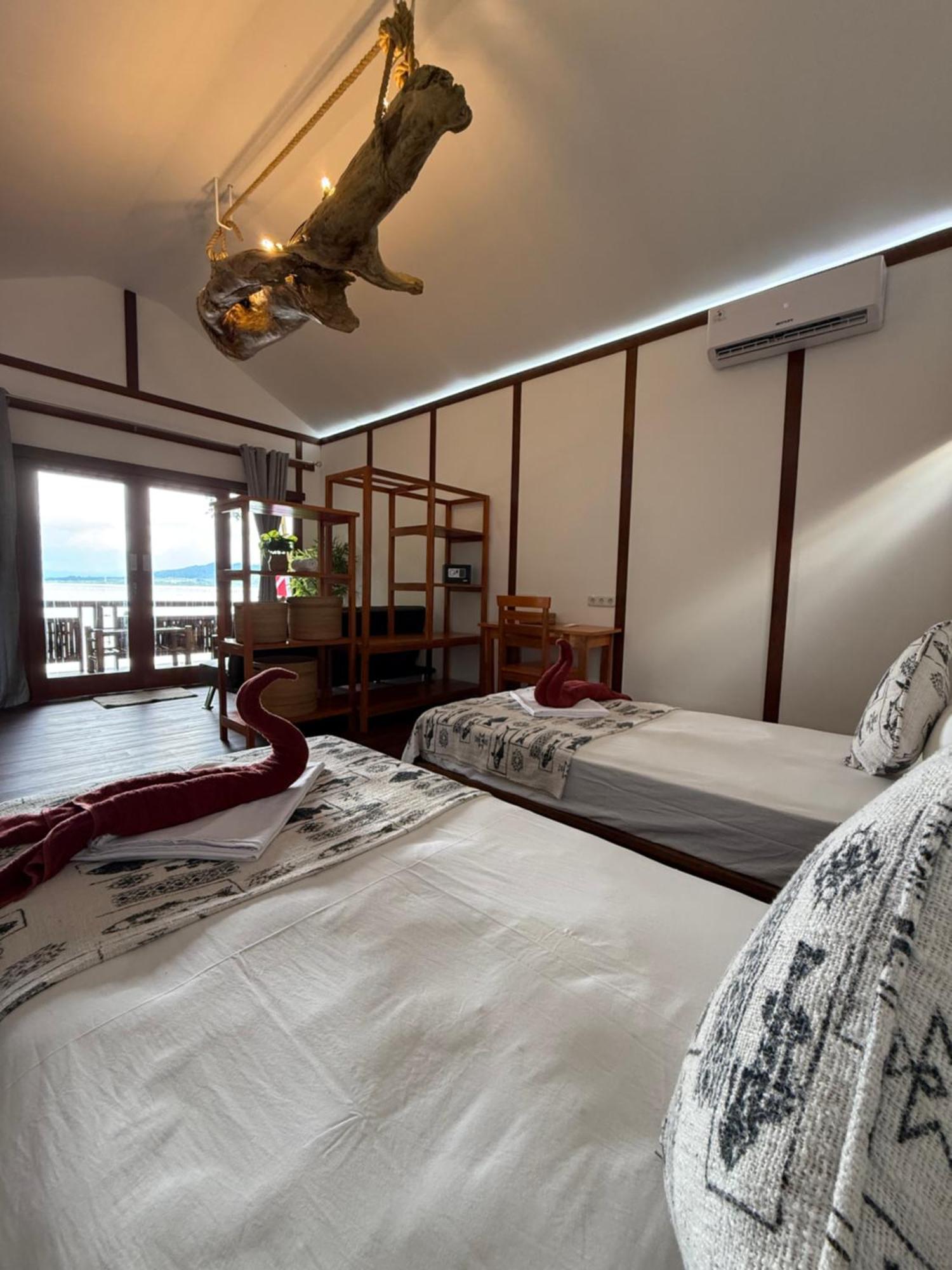 3Will Bunaken Dive Resort 外观 照片