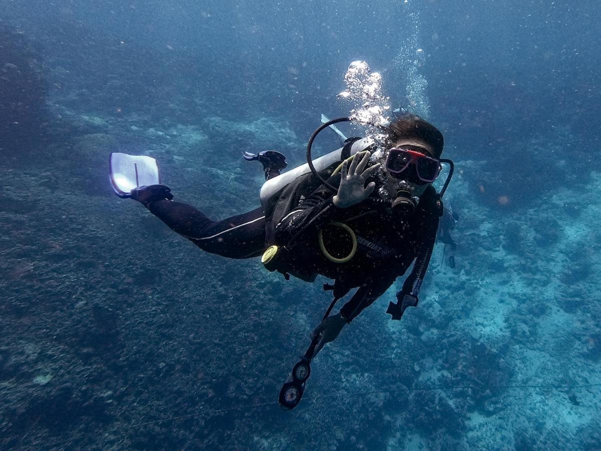 3Will Bunaken Dive Resort 外观 照片